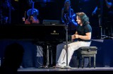 Yanni (26)
