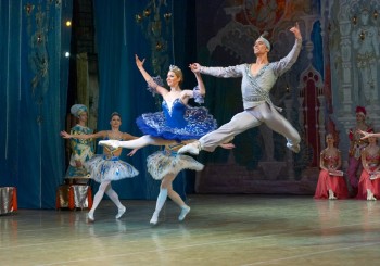 Kremlin Ballet (3)